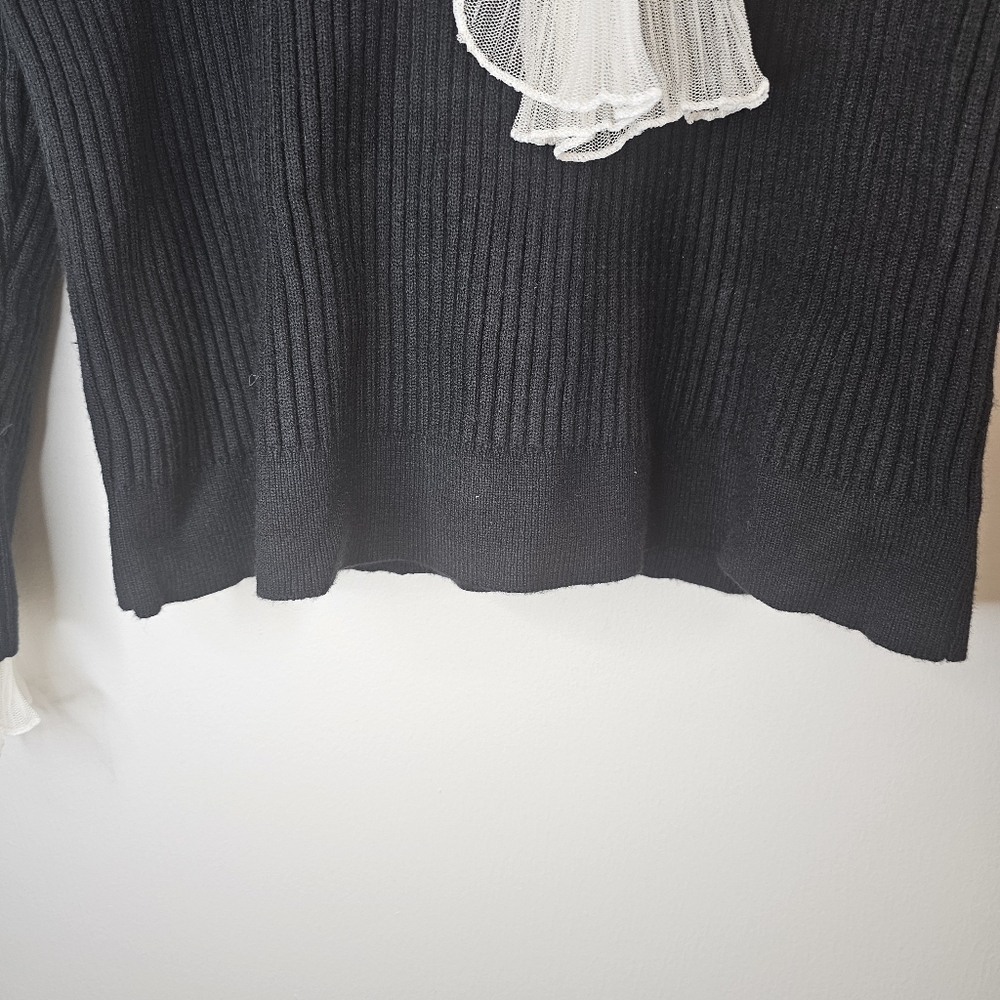 NWT Cocobleu Black Ribbed Knit Bow Sweater Cream Cuffs Coquette Large - Picture 5 of 10